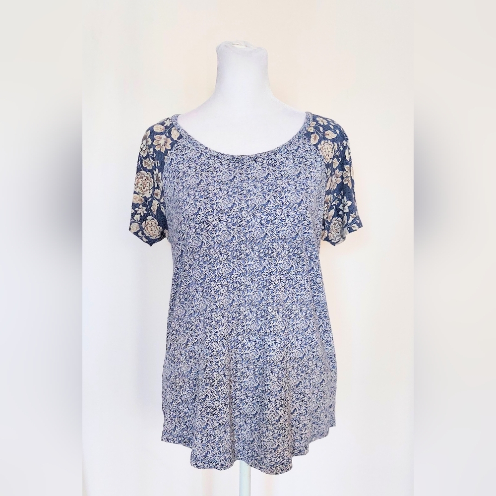 Lucky Brand Scoop Neck Top Short Sleeve Shirt Blue Floral Size Small